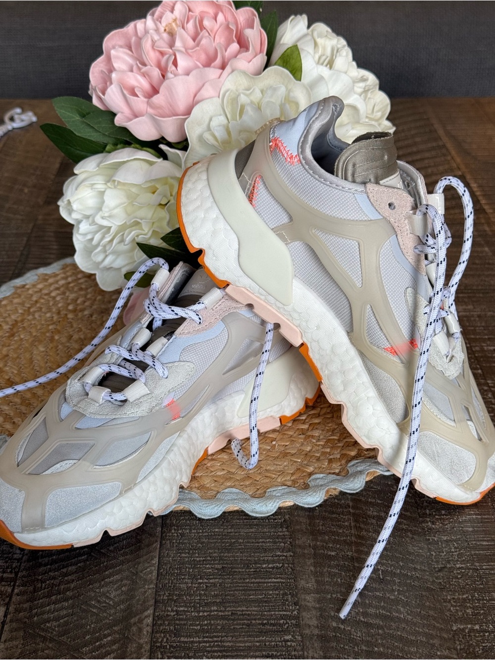 Beyoncé IVY PARK x adidas Nite Jogger 7.0 Grey